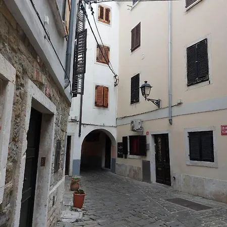 Apartma Romeo Appartement *