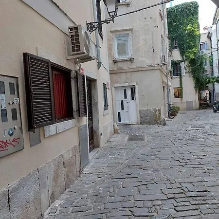 Apartma Romeo