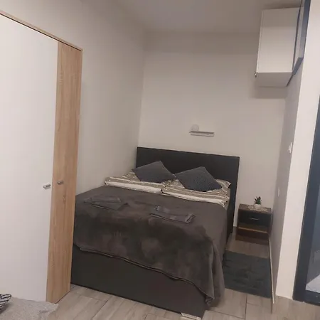 Apartma Romeo Διαμέρισμα *
