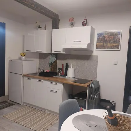 Apartma Romeo *