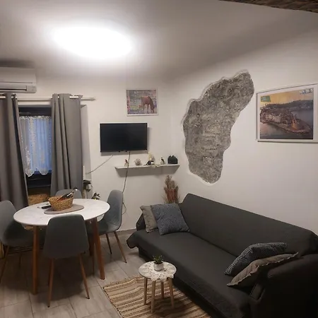 Apartma Romeo