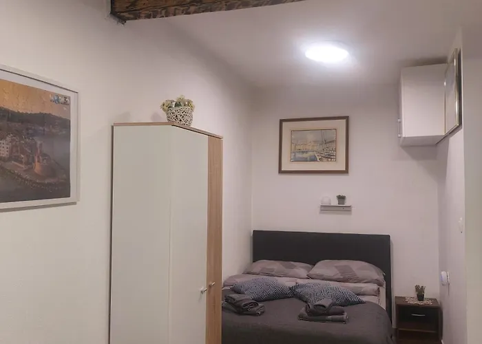 公寓 Apartma Romeo